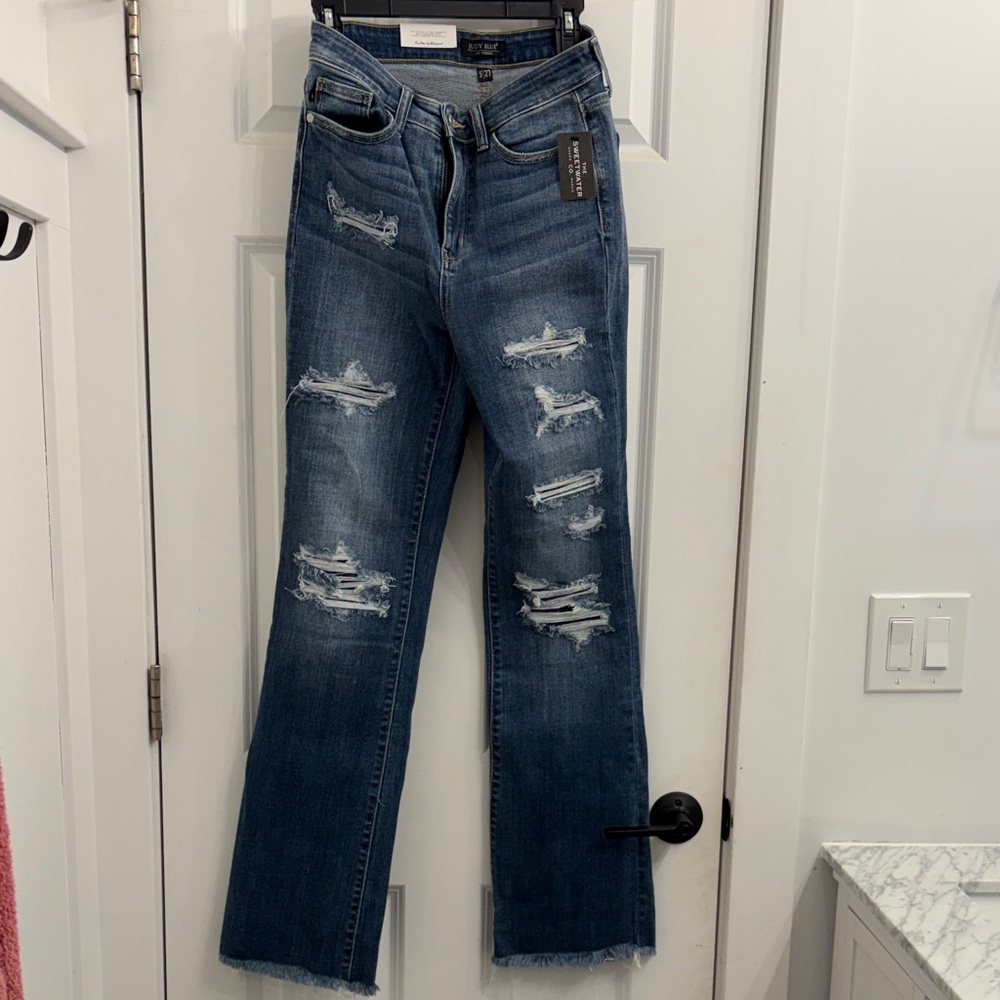 Judy Blue Distressed Flare Jeans in Blue